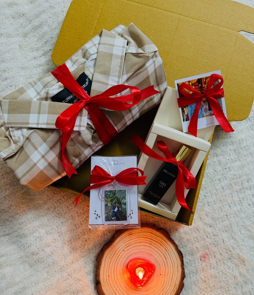 Hamper Packed with Love, photo 1 of 2