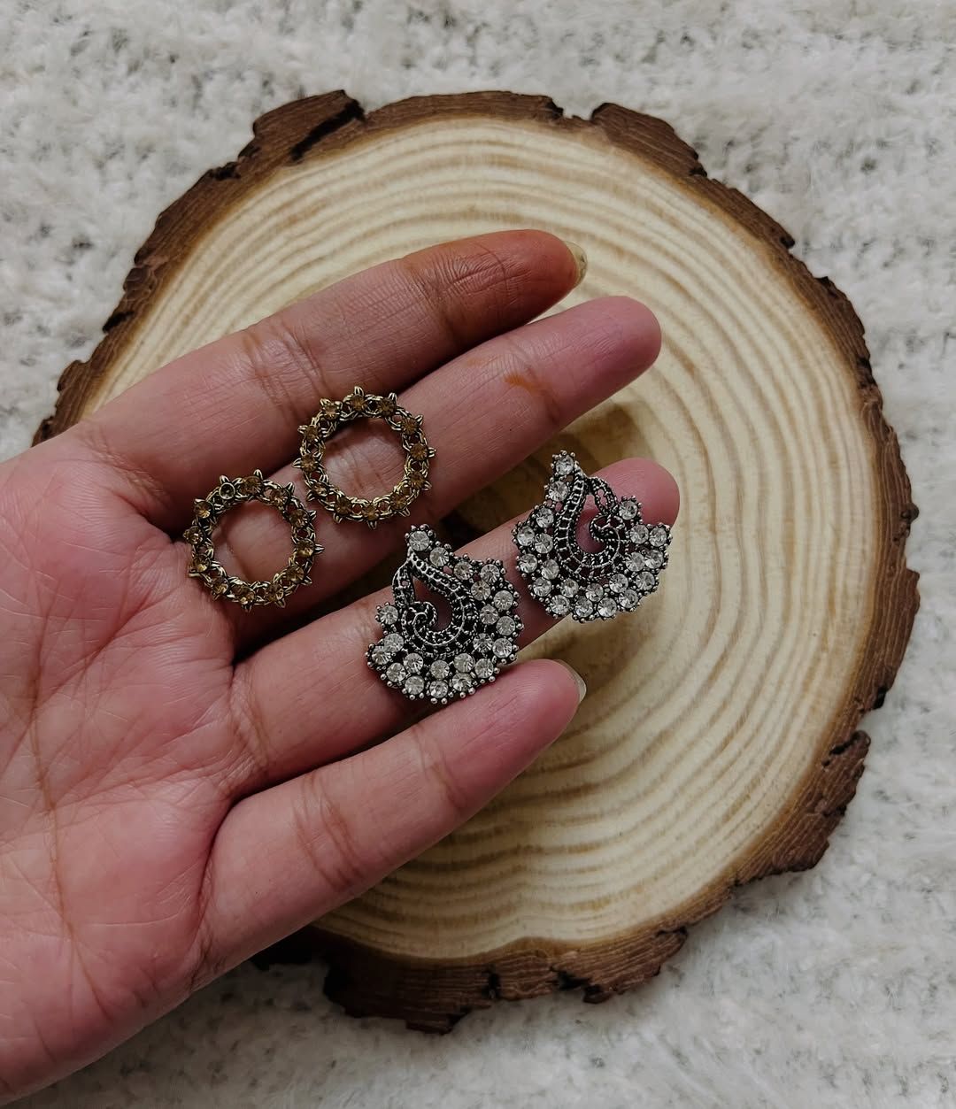 Pretty Studs, photo 1 of 2